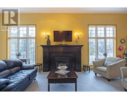 112 - 2025 MEADOWGATE BOULEVARD - 36