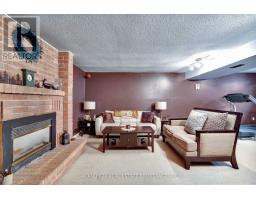 63 DUNDEE COURT - 15