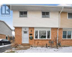 26 ROSAMOND CRESCENT - 1