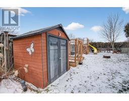 26 ROSAMOND CRESCENT - 18