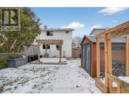 26 ROSAMOND CRESCENT - 20