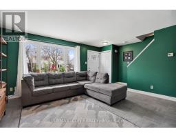 26 ROSAMOND CRESCENT - 3