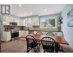 26 ROSAMOND CRESCENT - 4