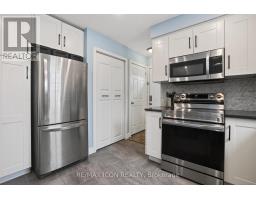 26 ROSAMOND CRESCENT - 5