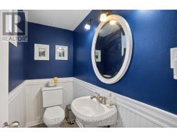 26 ROSAMOND CRESCENT - 9