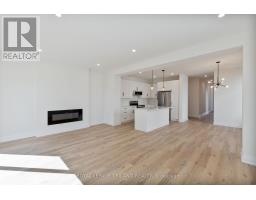 20 - 101 SWALES AVENUE - 18