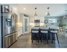 73 RENAISSANCE DRIVE - 14