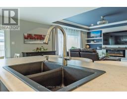 73 RENAISSANCE DRIVE - 19