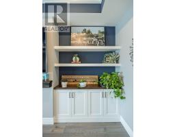 73 RENAISSANCE DRIVE - 26