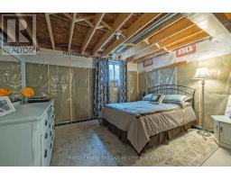 73 RENAISSANCE DRIVE - 34