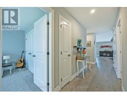 73 RENAISSANCE DRIVE - 6