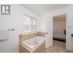 301 PORTRUSH PLACE - 37