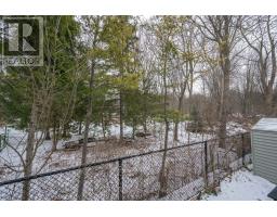 301 PORTRUSH PLACE - 9