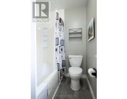 106 - 535 GAINSBOROUGH ROAD - 17