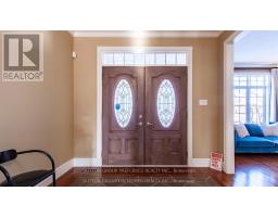 369 SKYLINE AVENUE - 3