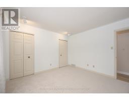 51 - 50 FIDDLERS GREEN ROAD - 23