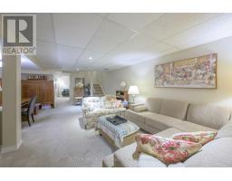 51 - 50 FIDDLERS GREEN ROAD - 32