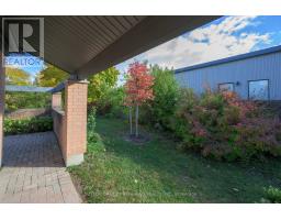 51 - 50 FIDDLERS GREEN ROAD - 4