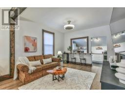 976 DAME STREET - 12