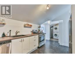 976 DAME STREET - 28