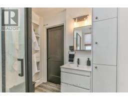 976 DAME STREET - 39