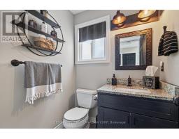 16 BLUE HERON PLACE - 13