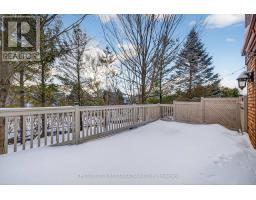 16 BLUE HERON PLACE - 30