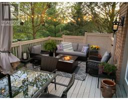 16 BLUE HERON PLACE - 31