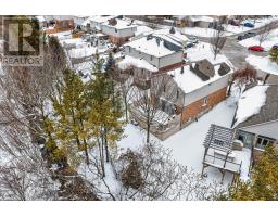 16 BLUE HERON PLACE - 39