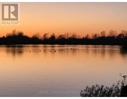 16 BLUE HERON PLACE - 43