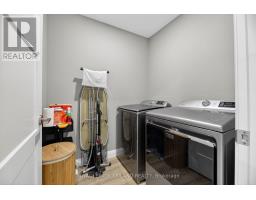 30 - 17 NICHOLSON STREET - 18