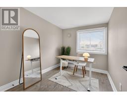 55 - 775 OSGOODE DRIVE - 24