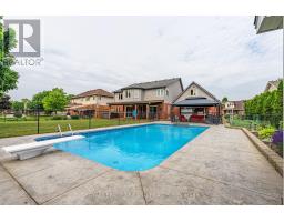 47 MANLEY DRIVE - 33