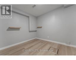 919 FOXCREEK ROAD - 34