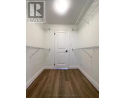 201 - 3900 SAVOY STREET - 19