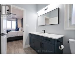 19 - 159 COLLINS WAY - 14