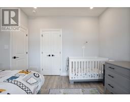 19 - 159 COLLINS WAY - 6