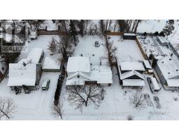 59 CLIFTONVALE AVENUE - 43