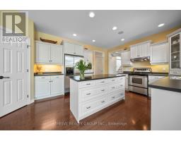 320 RIVERTRACE CLOSE - 24