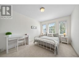 320 RIVERTRACE CLOSE - 33