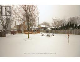 173 MAPLE STREET - 24