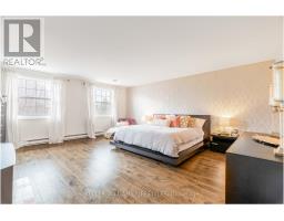 262 PINETREE LANE - 26