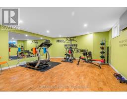 262 PINETREE LANE - 41