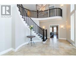 262 PINETREE LANE - 8