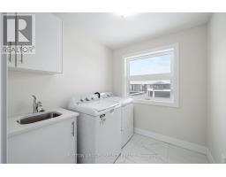 70 ROYAL CRESCENT - 27