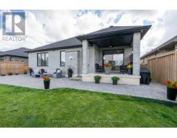 16 FOXBOROUGH PLACE - 36