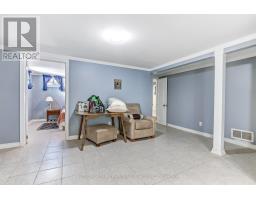 45 JASPER CRESCENT - 12