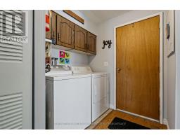 4 REDFORD DRIVE - 15