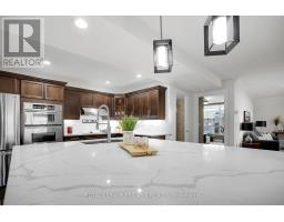 1206 - 250 PALL MALL STREET - 11