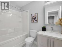 18 - 349 SOUTHDALE ROAD E - 26